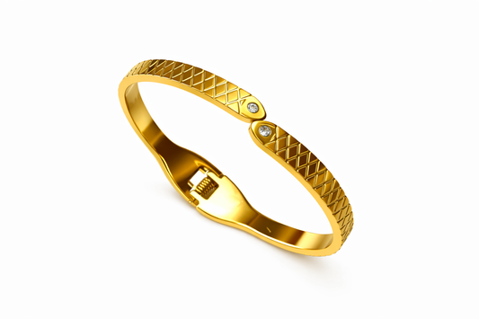 Textured Gold Diamond Bracelet(Thin Wrist)