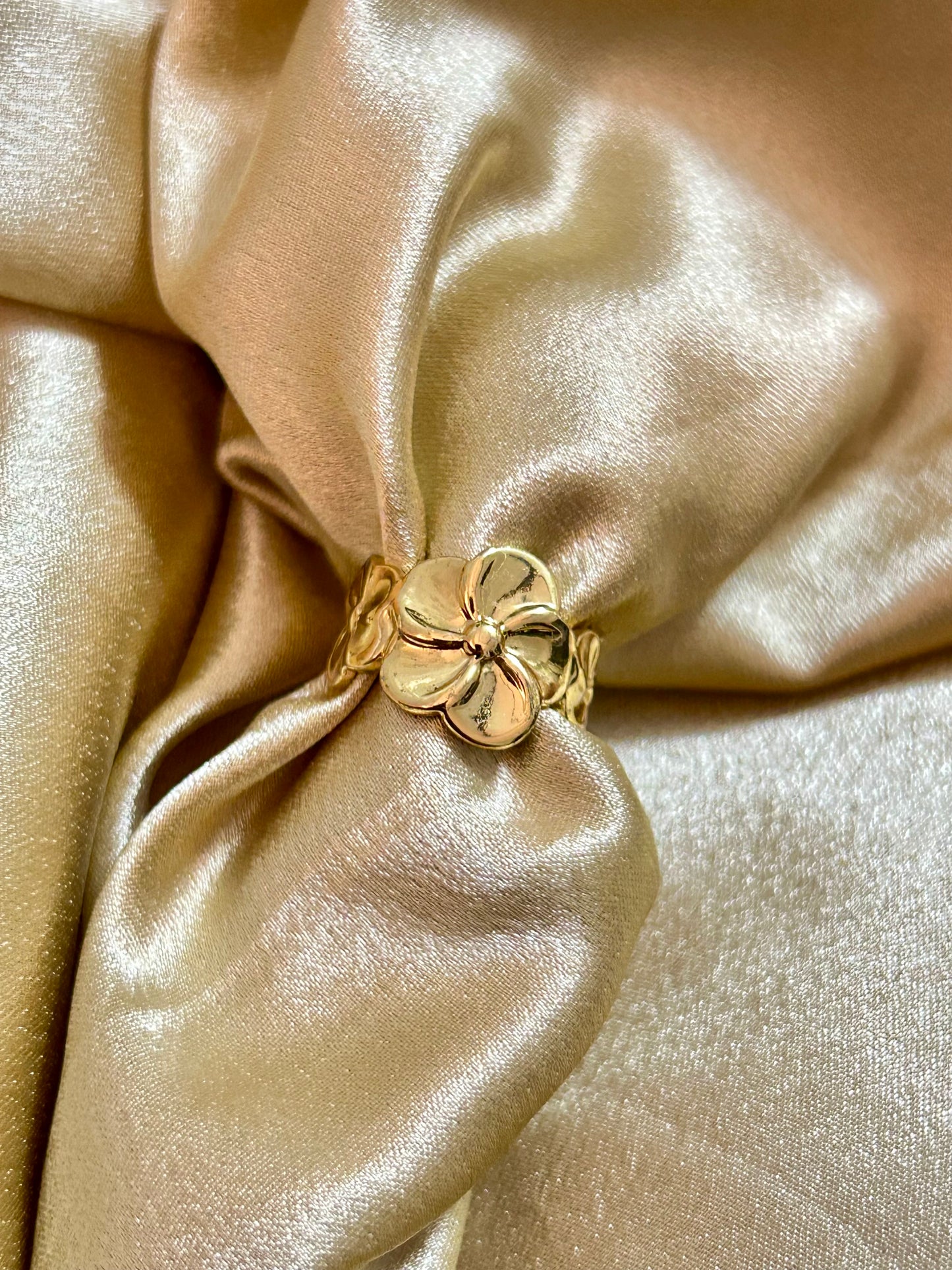 Flower Adjustable Ring