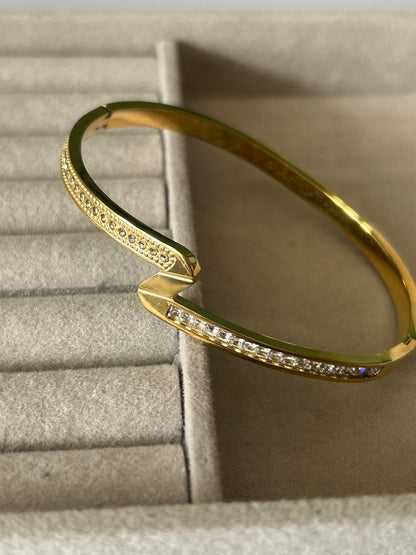 Diamonds Zigzag Bracelet