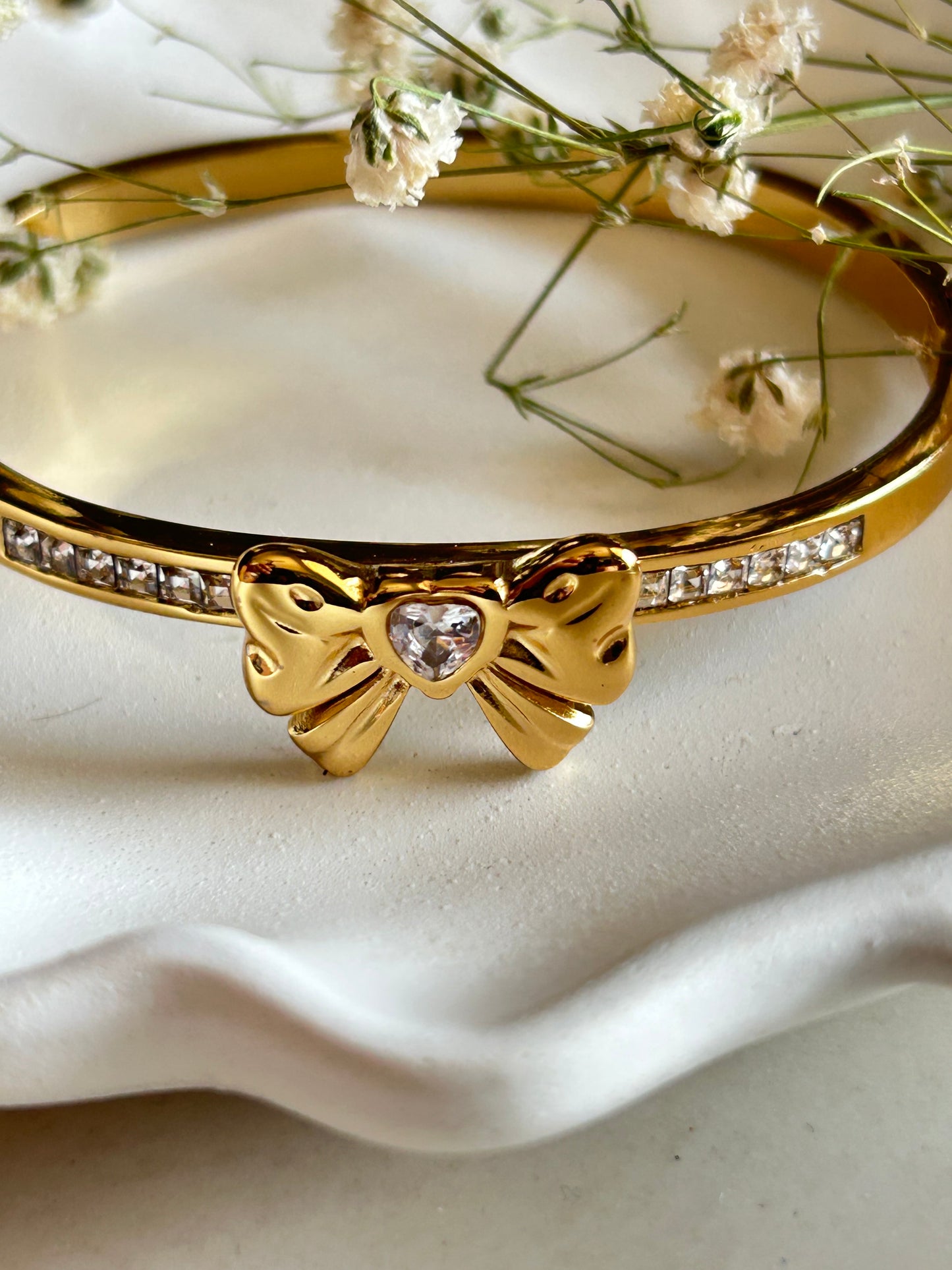 Bow Bracelet