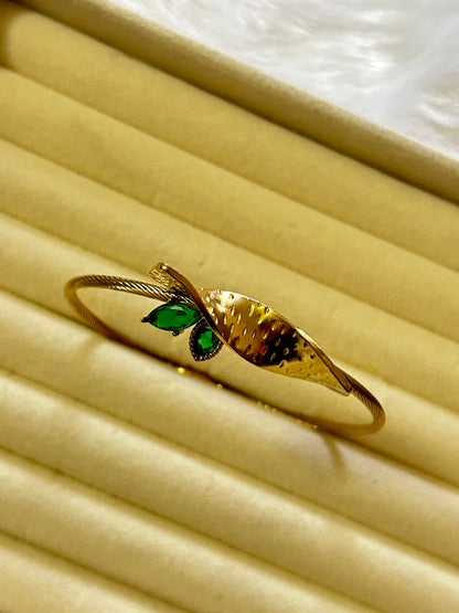 Emerald Luxe Ribbon Bracelet