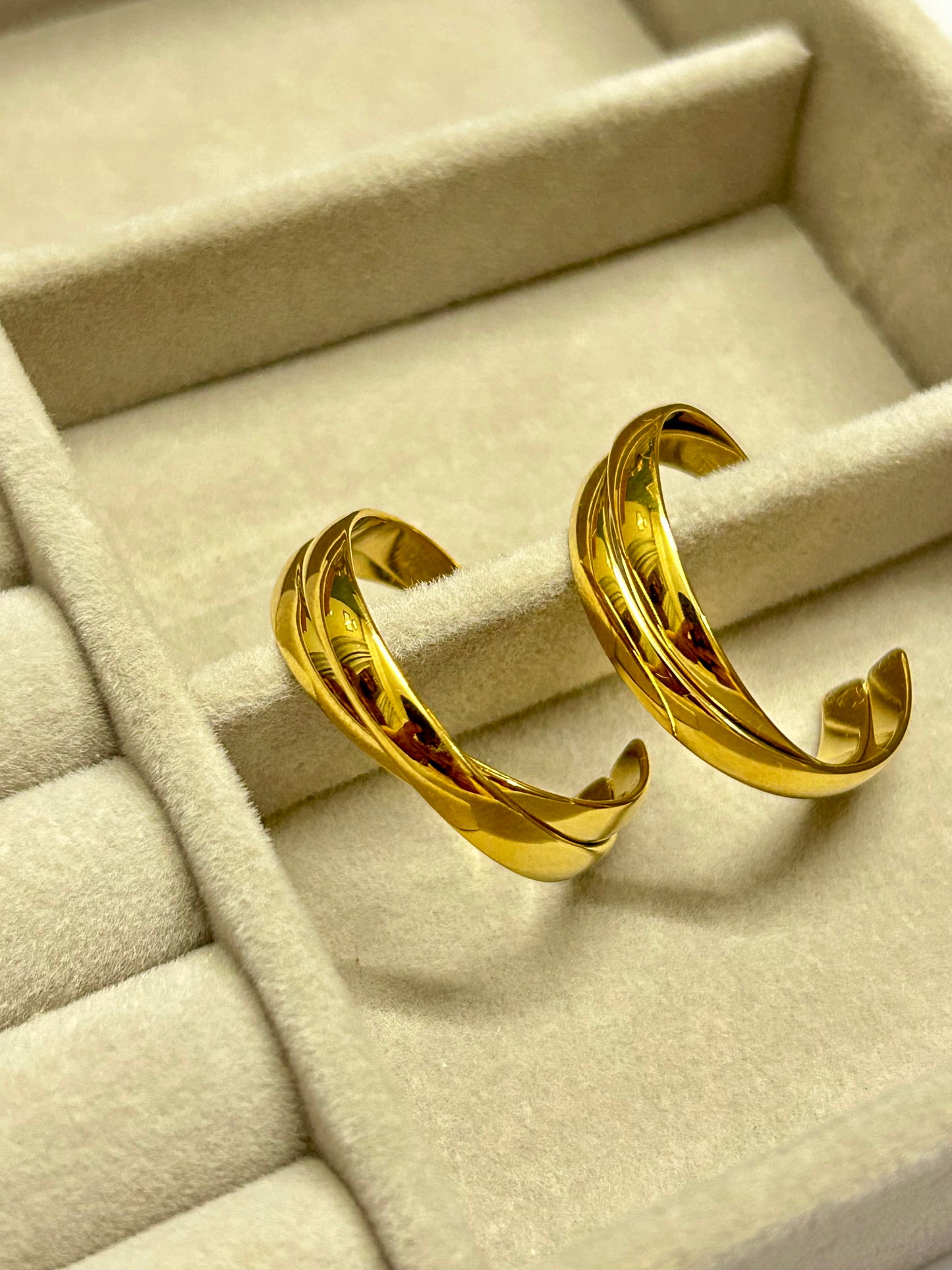 Round Hoops
