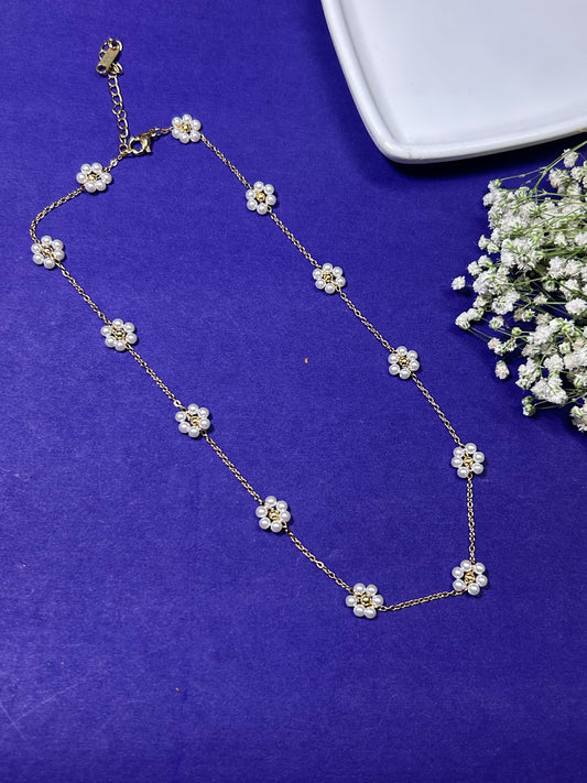Daisy Necklace