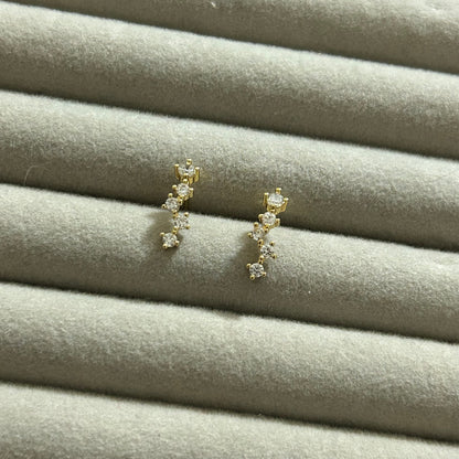 Dainty Diamonds Studs