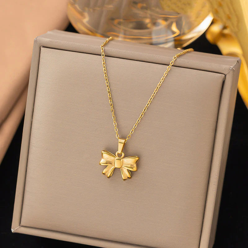 Bow Necklace