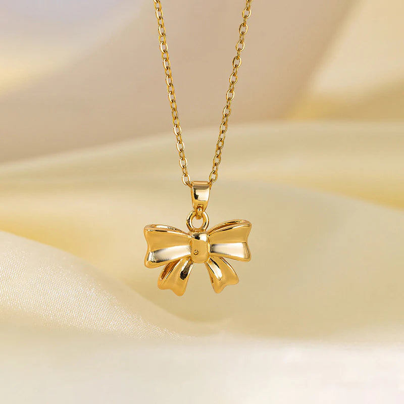 Bow Necklace